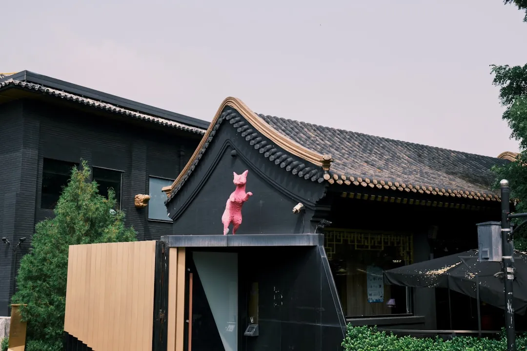 河南建筑装饰材料采购指南:五金交电与管材选型要点